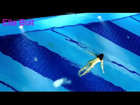 ❤️ No puc parar de mirar-la, jove rossa presa nedant nua a la piscina del complex ELLA BOLT ❤❌ Porno vk al ca.eviewporn-com.ru