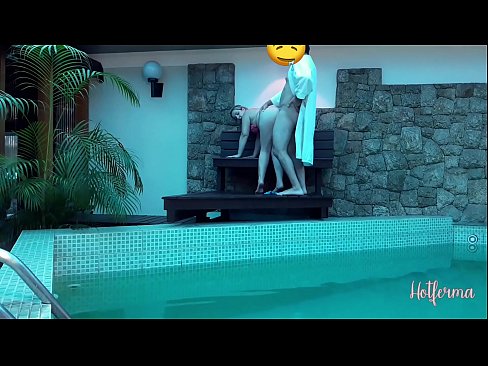 ❤️ El cap convida la criada a la piscina, però no va poder resistir-se a una calor ❤❌ Porno vk al ca.eviewporn-com.ru